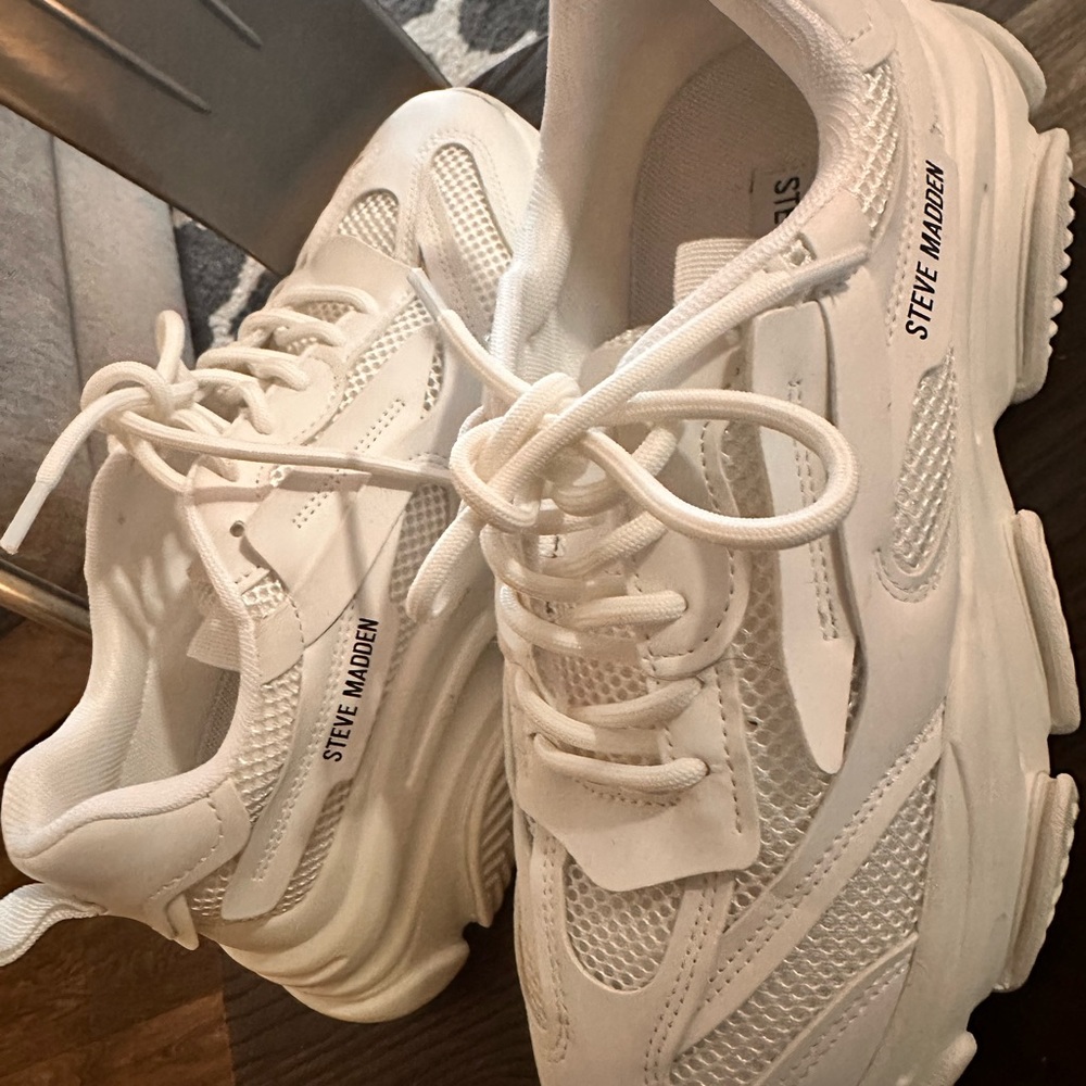 All White Steve Madden